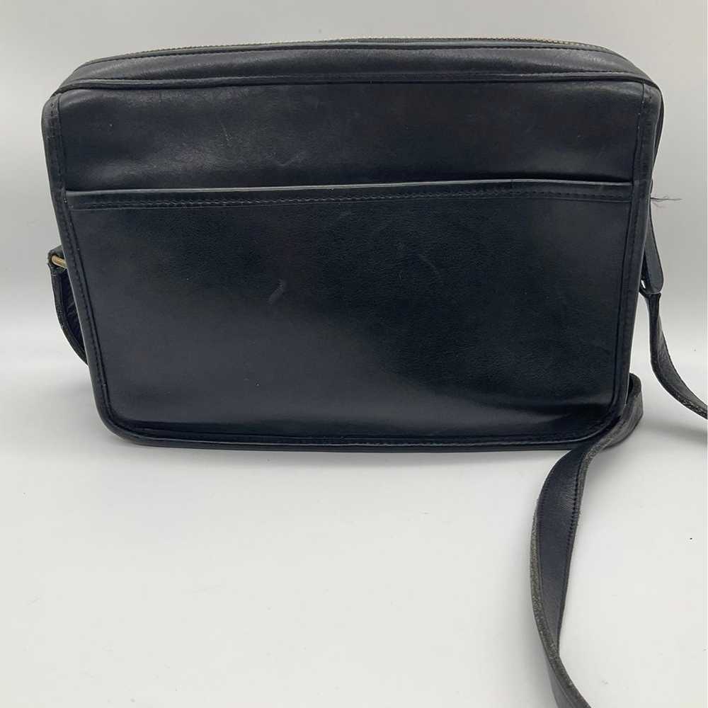 COACH VINTAGE LEATHER CROSSBODY BAG - image 2