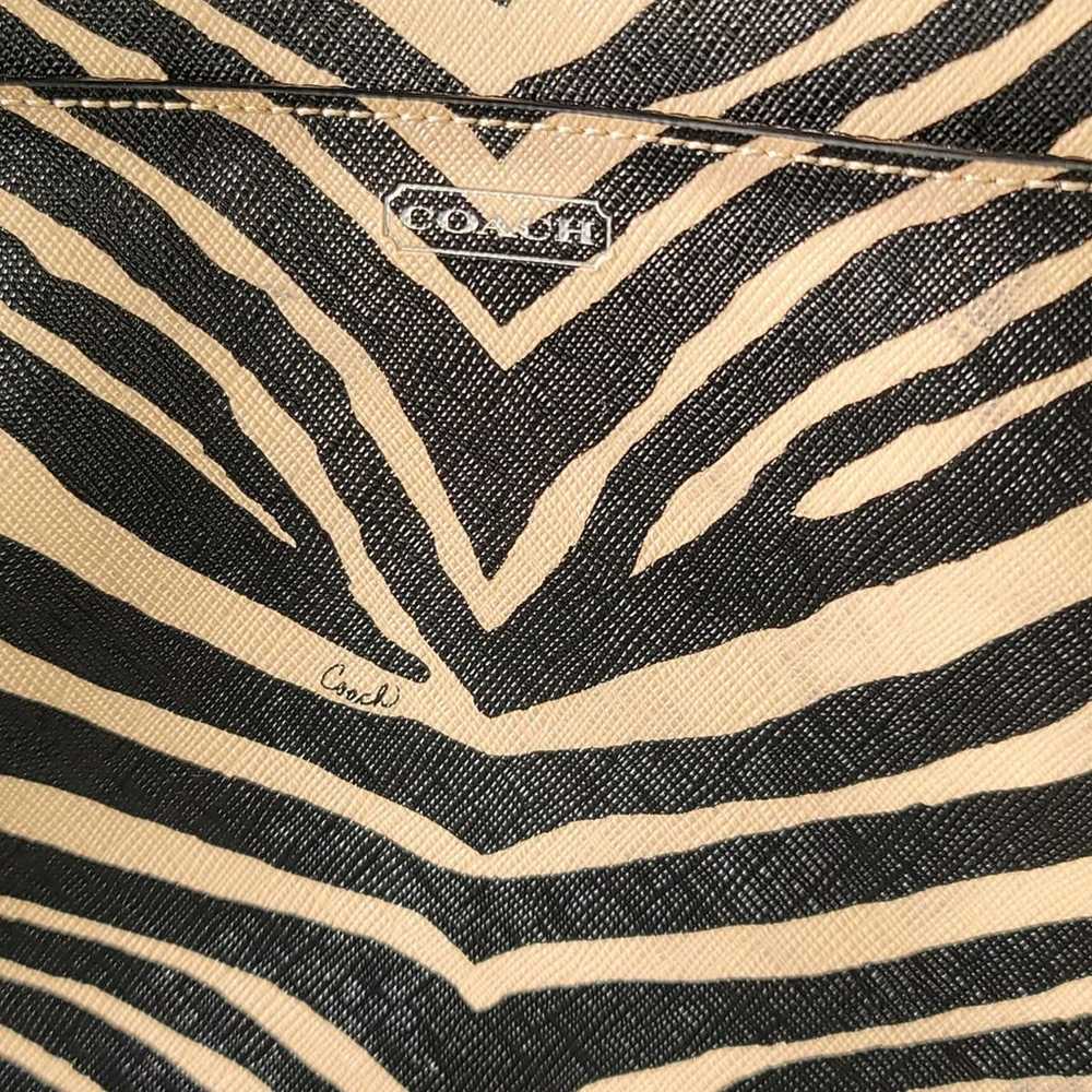 Vintage COACH crossbody zebra animal print - image 4