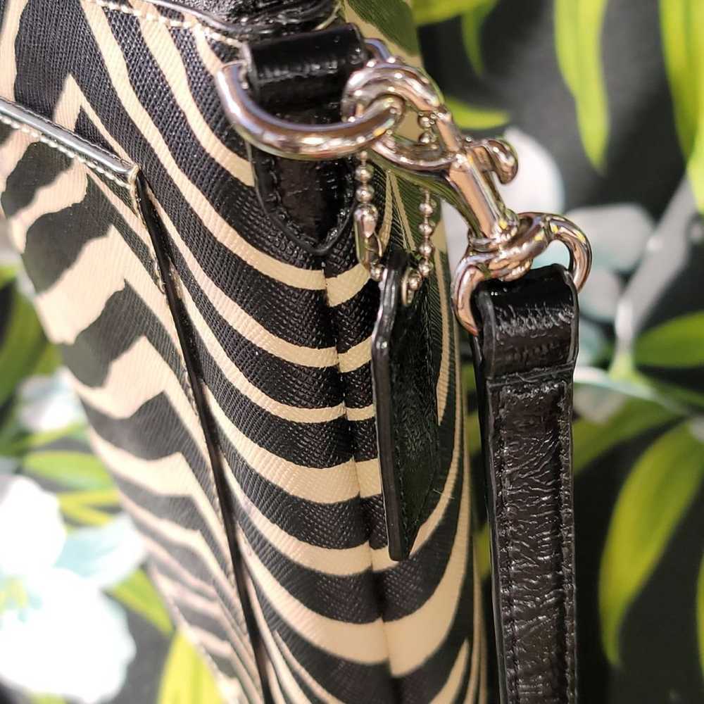 Vintage COACH crossbody zebra animal print - image 8