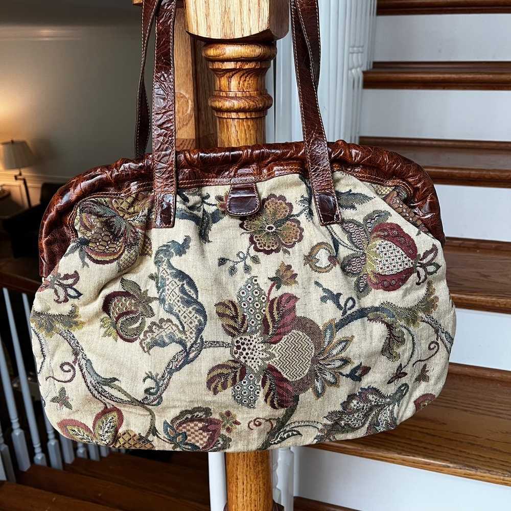 Vtg Furla Floral Tapestry and Leather Shoulder Bag - image 10