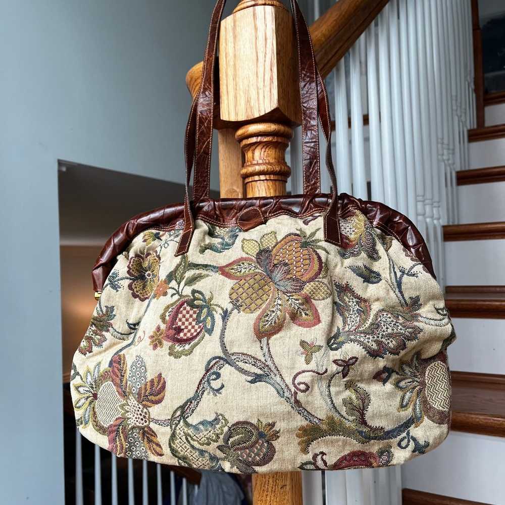 Vtg Furla Floral Tapestry and Leather Shoulder Bag - image 6