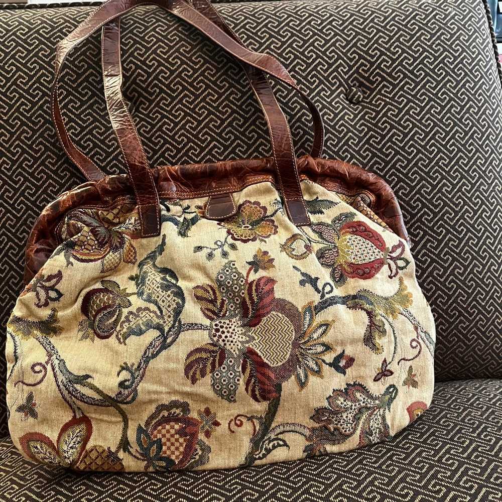 Vtg Furla Floral Tapestry and Leather Shoulder Bag - image 7