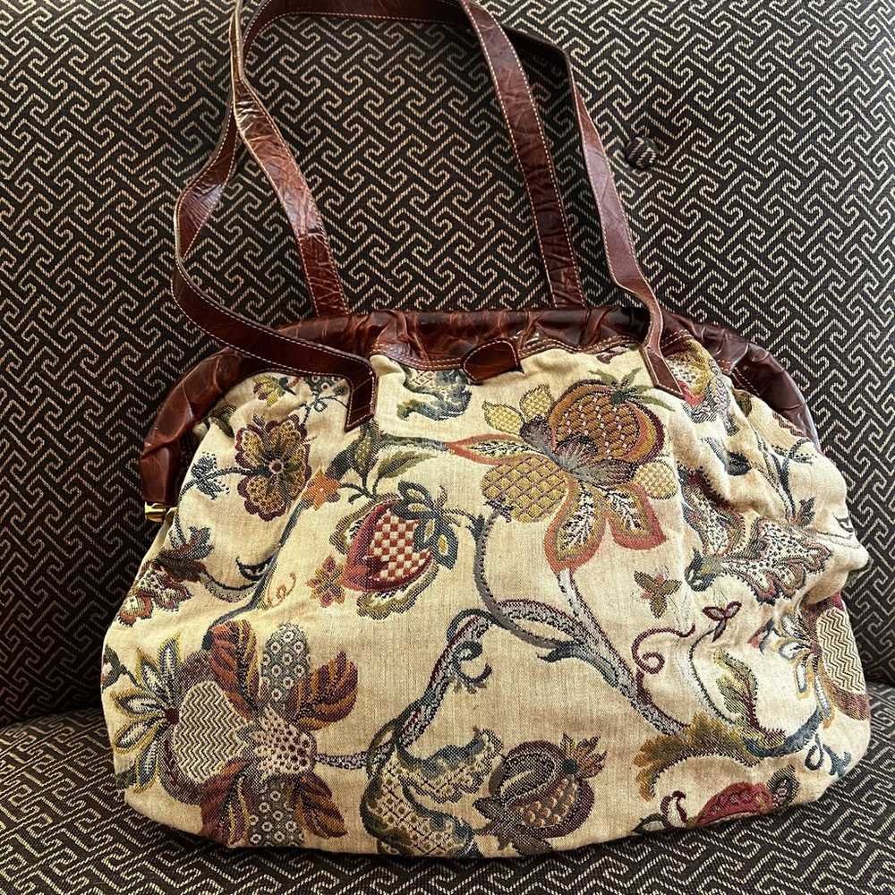 Vtg Furla Floral Tapestry and Leather Shoulder Bag - image 8