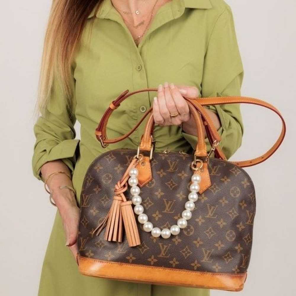 Certified Authentic LOUIS VUITTON Alma Hand Bag V… - image 1