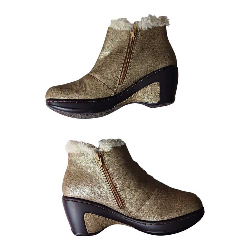 JBU by Jambu Mila 8 Tan Gold Side Zip Wedge Booti… - image 6