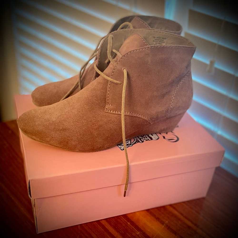 Perfect fall booties - image 3