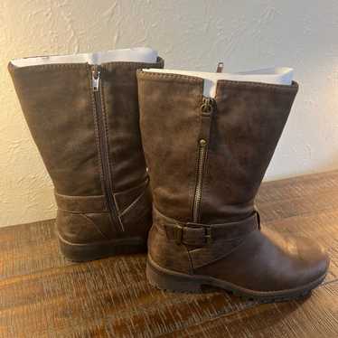 Crown Vintage Womens Boots