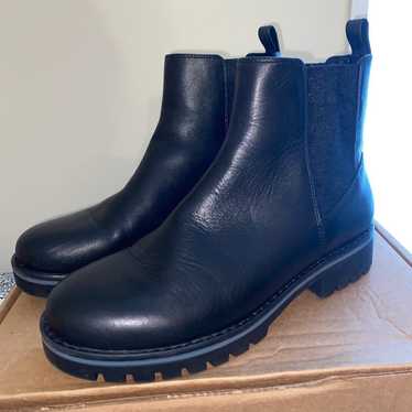 Crown Vintage Chelsea Boots