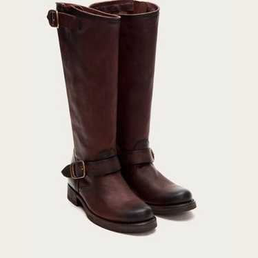 womans frye boots Vintage Look - image 1