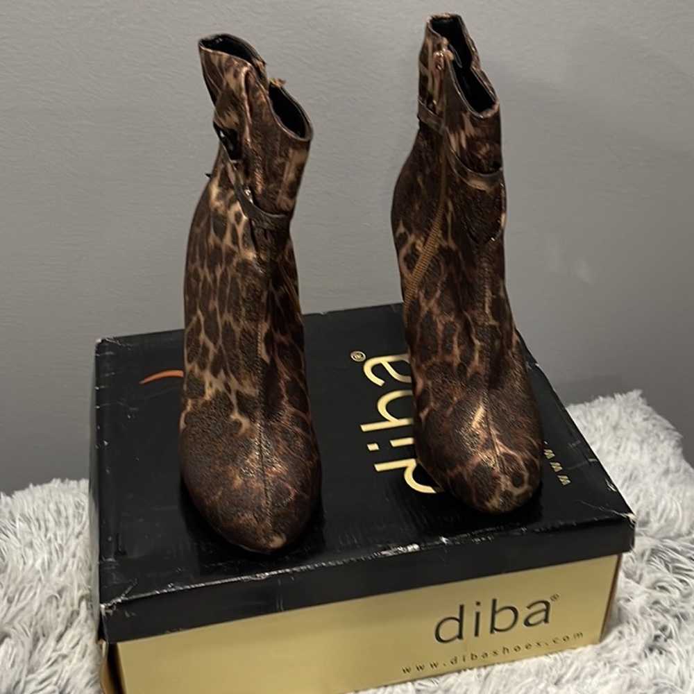 Vintage Diba ankle boots leopard print great cond… - image 2