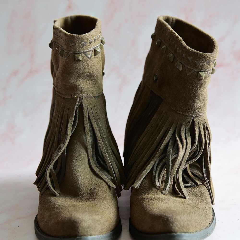 Sbicca Vintage collection tan suede fringe bootie… - image 4