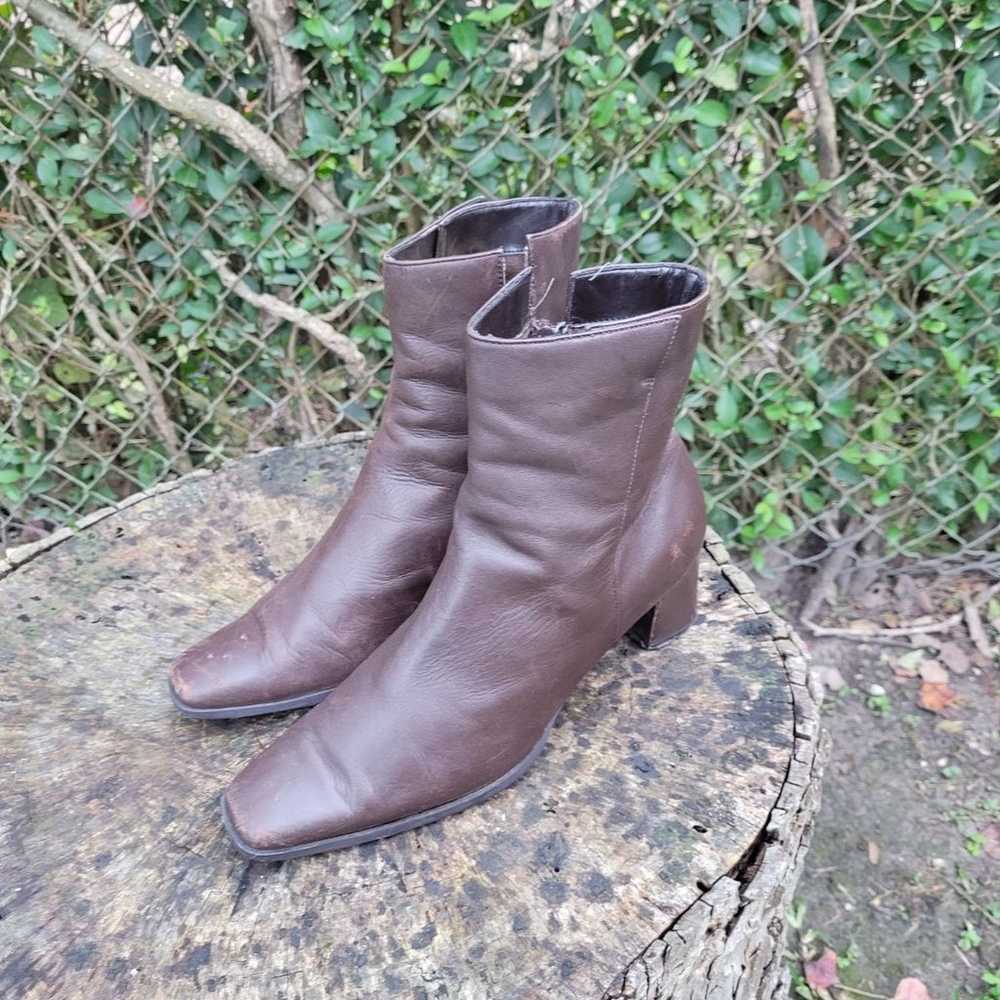 Women Vintage Leather Brown Ankle Boots Size 8.5M… - image 2