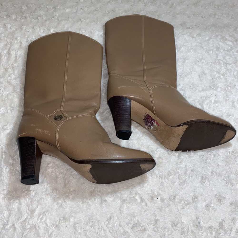 Woman heeled boots - image 10