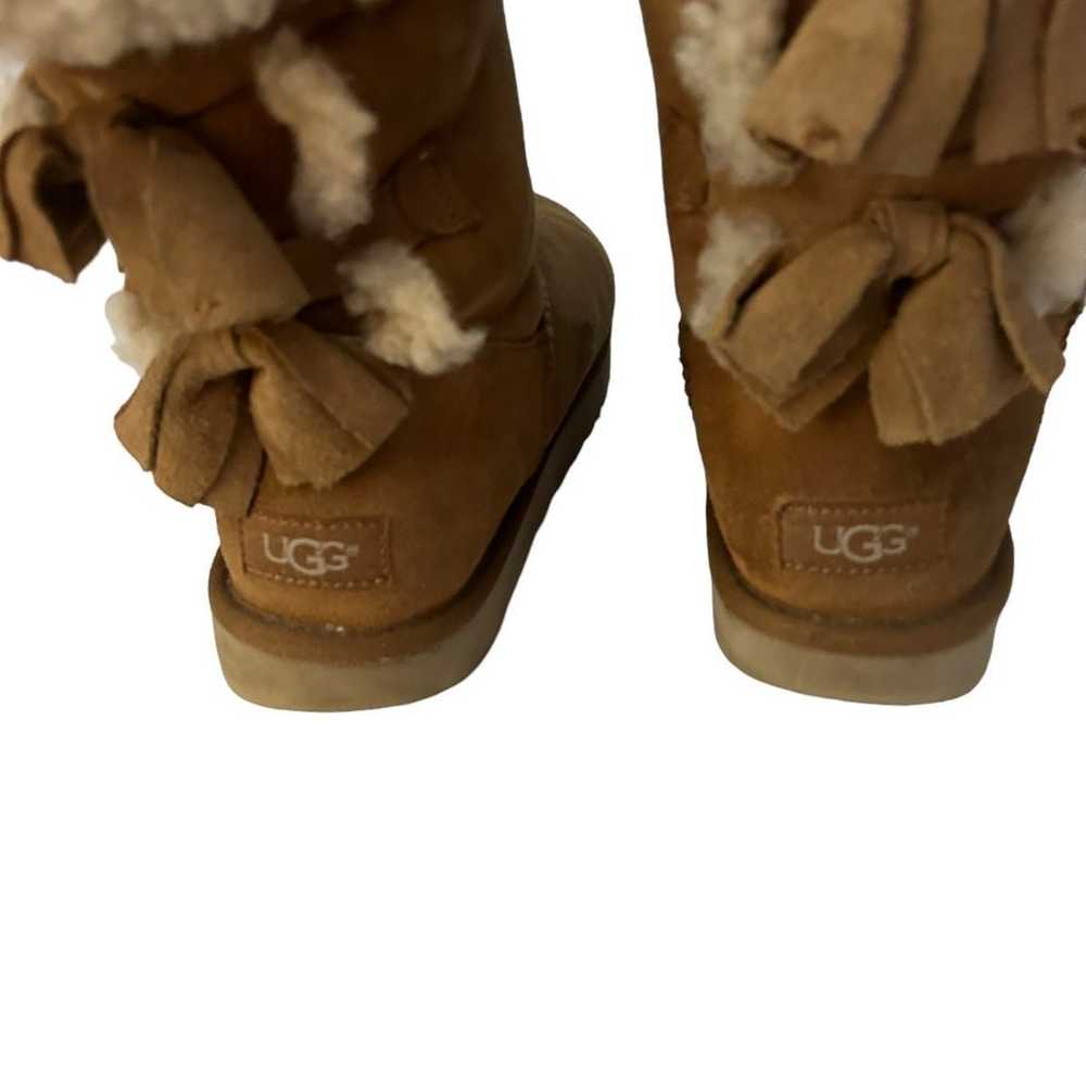 Woman’s vintage Bailey brown suede bow UGG boots … - image 3