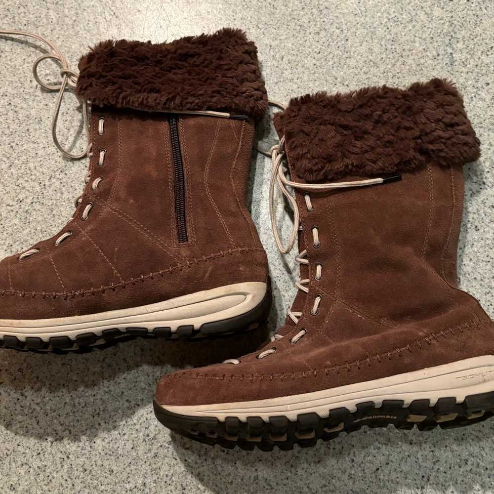 COLUMBIA Women’s Winter Transit Mid Boot Size 7.5… - image 1