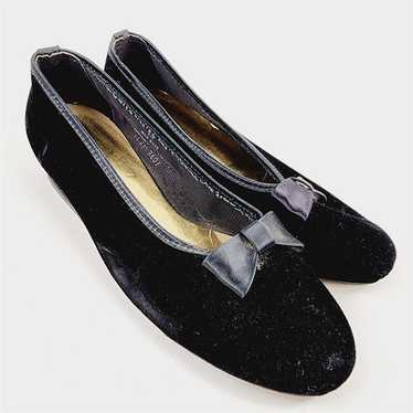 Vintage Oomphies Black Velvet Slippers House Shoe… - image 1