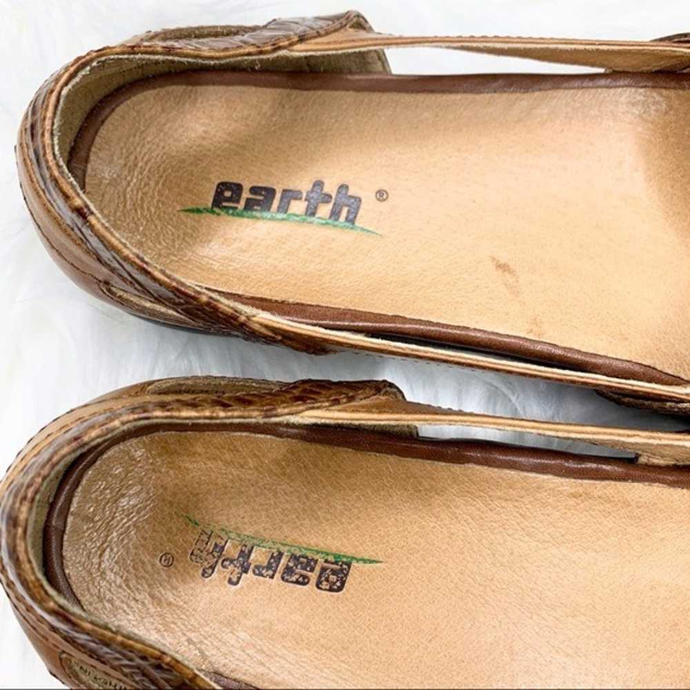 EARTH Wonder Almond Croc Leather Flats 8 - image 3