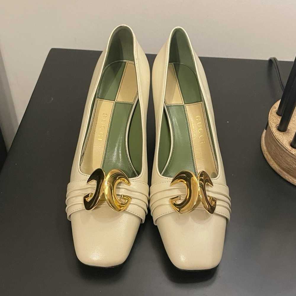 Gucci Malaga Half moon GG Heels - image 2