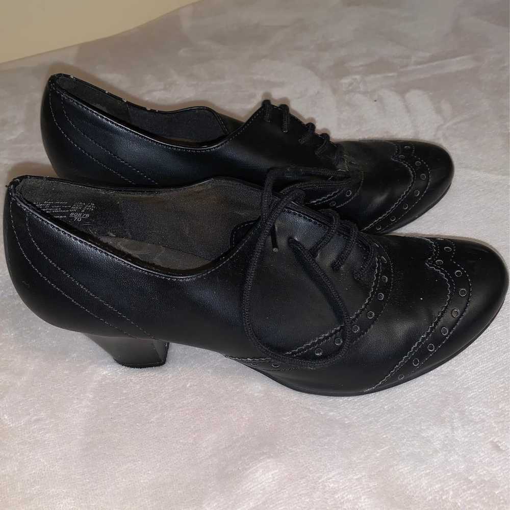 Predictions black shoes vintage - image 2