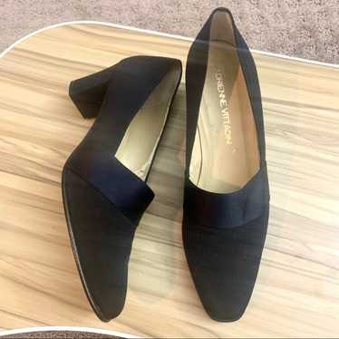 Vintage Adrienne Vittadini Navy Pumps