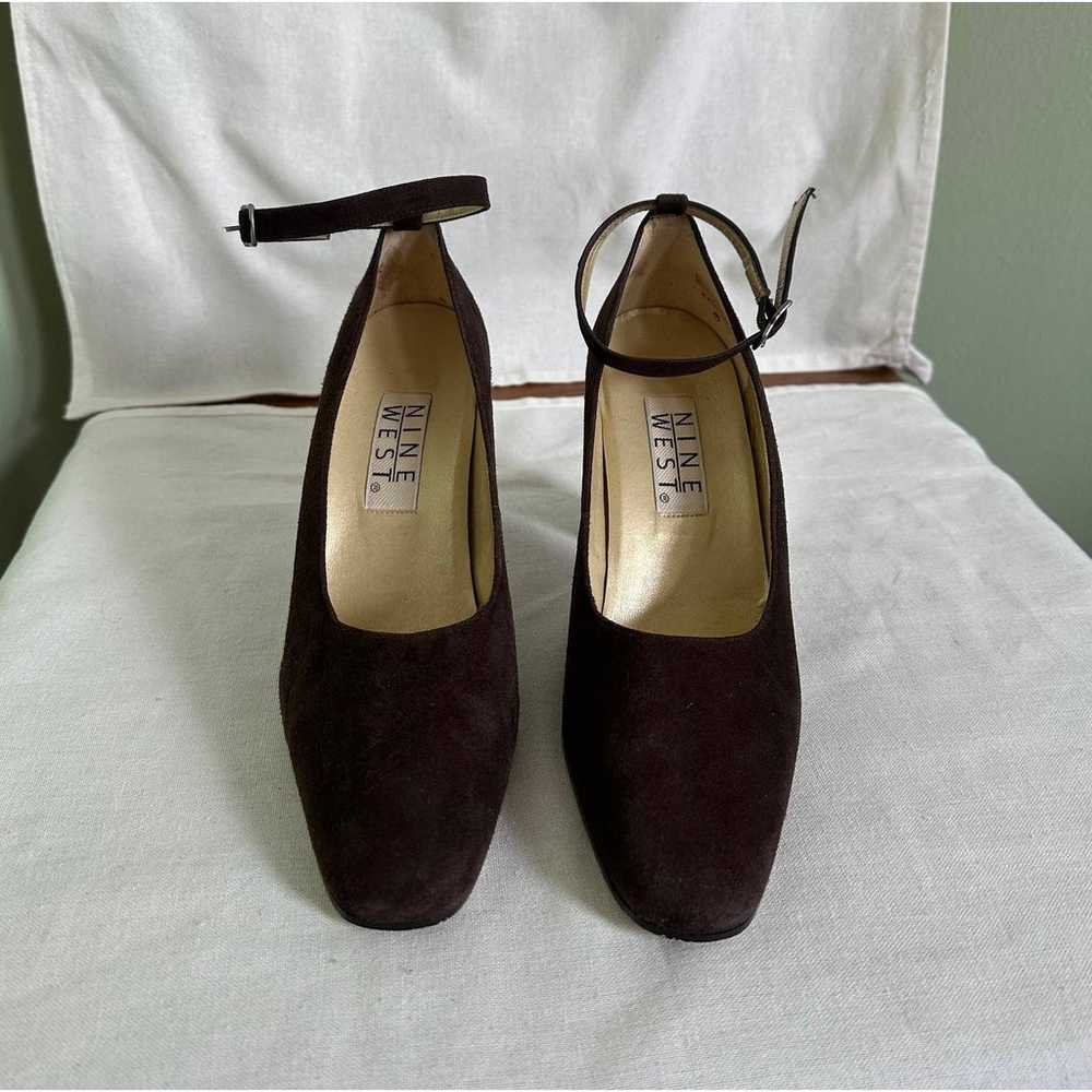 VTG Nine West Brown Leather Suede Pumps size 7.5 - image 2