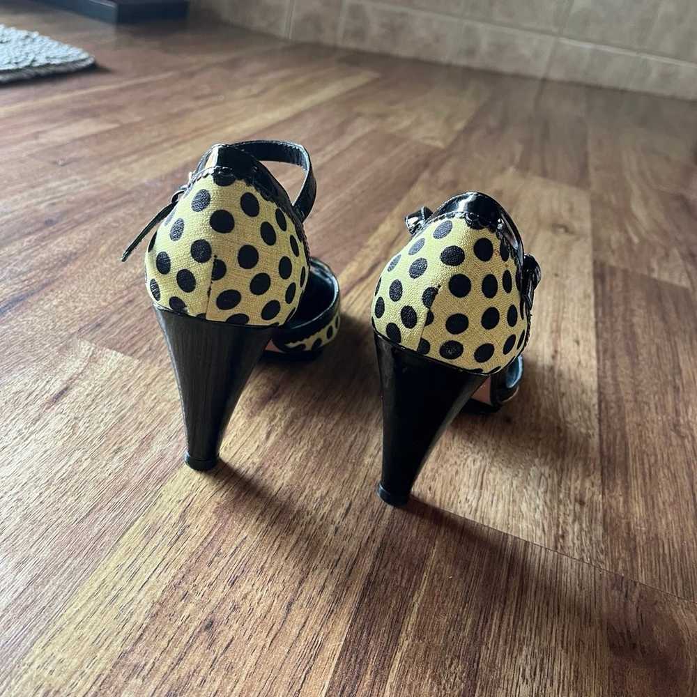 Via Spiga | Papa Polka Dot yellow and black heel - image 4