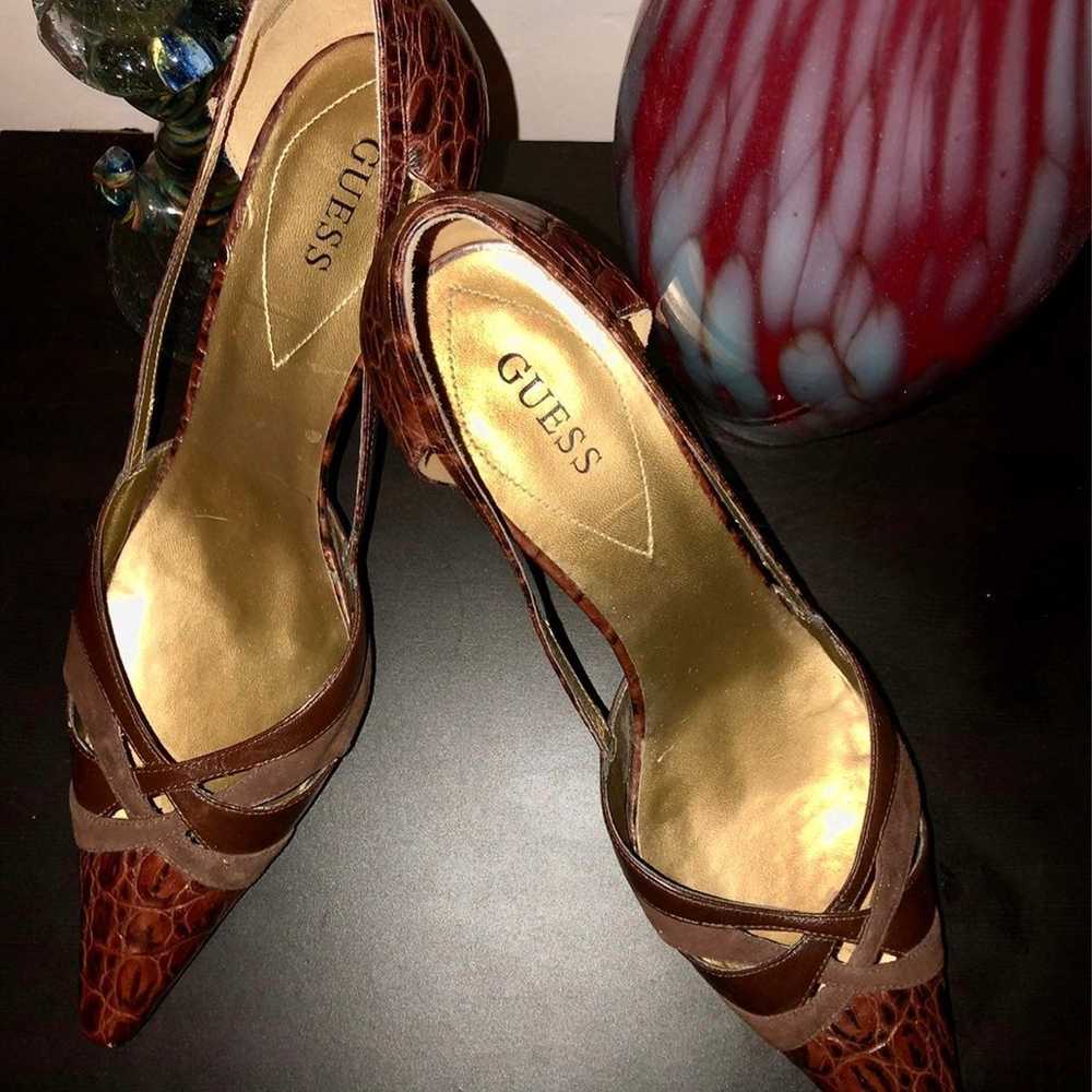 GUESS Brown multi textured pump size 9 - image 4