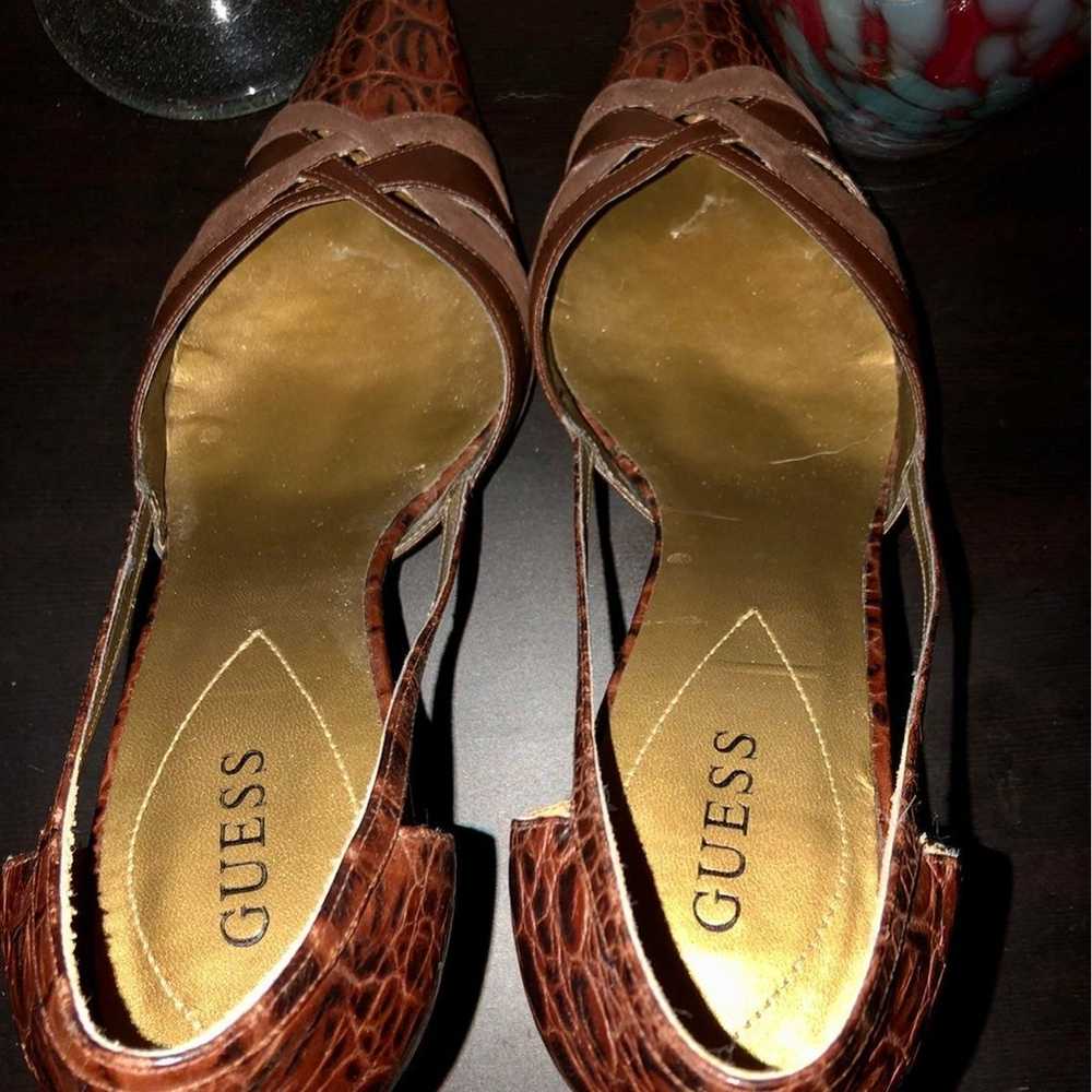 GUESS Brown multi textured pump size 9 - image 5