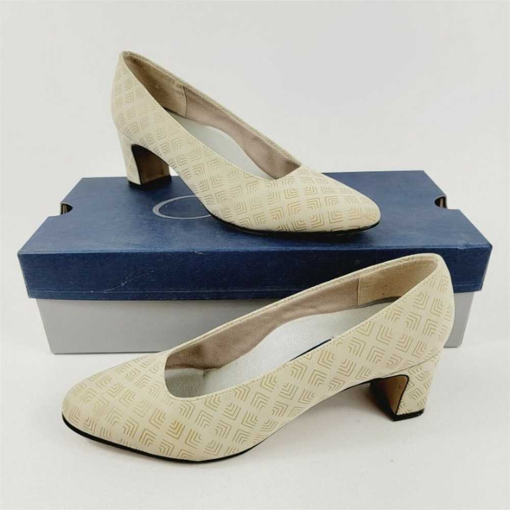 Selby Vintage Block Heel Shoes Cream Geometric Wo… - image 2