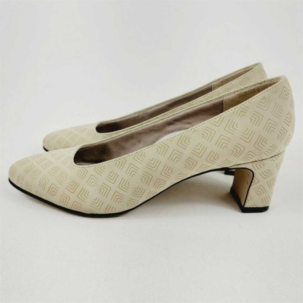 Selby Vintage Block Heel Shoes Cream Geometric Wo… - image 5