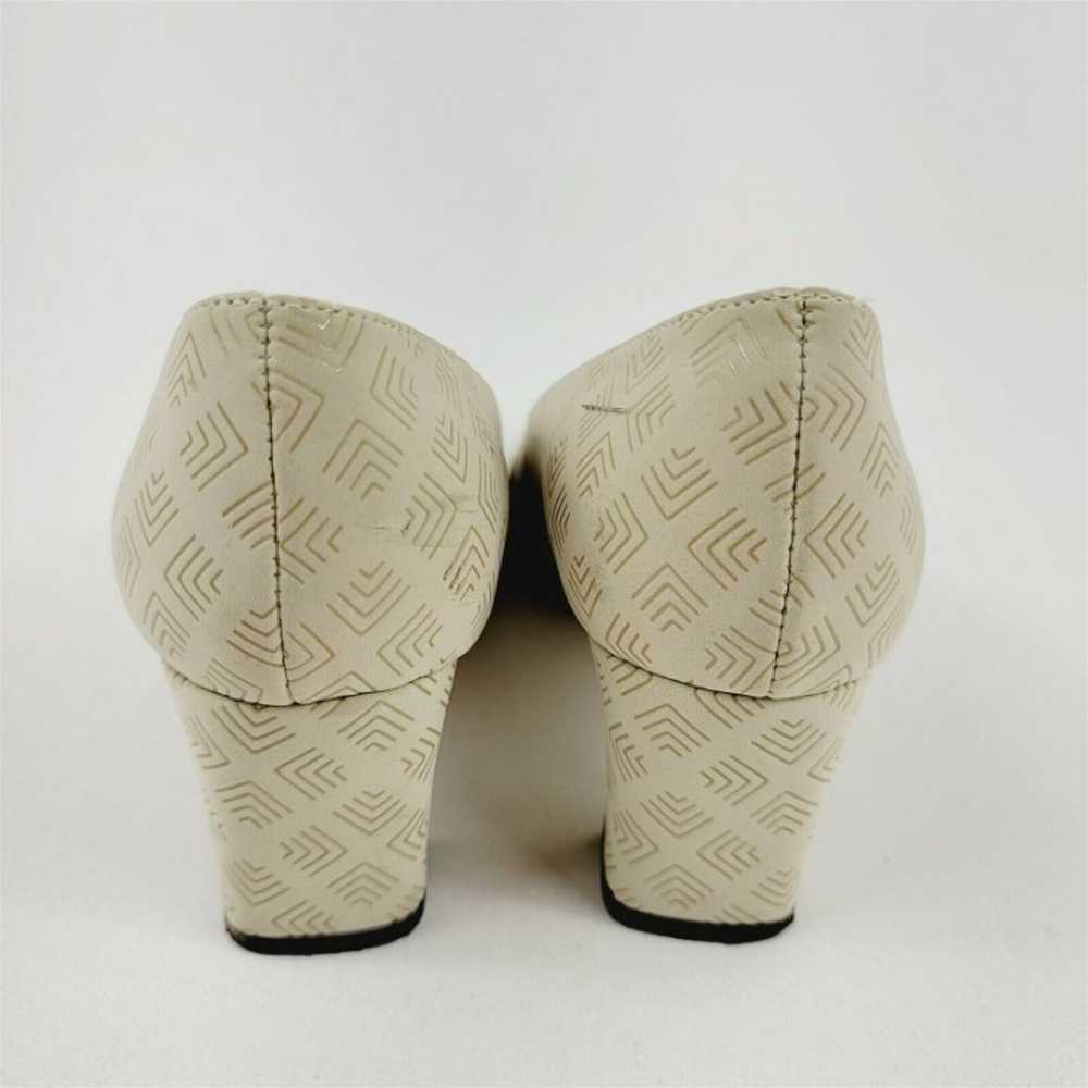 Selby Vintage Block Heel Shoes Cream Geometric Wo… - image 6