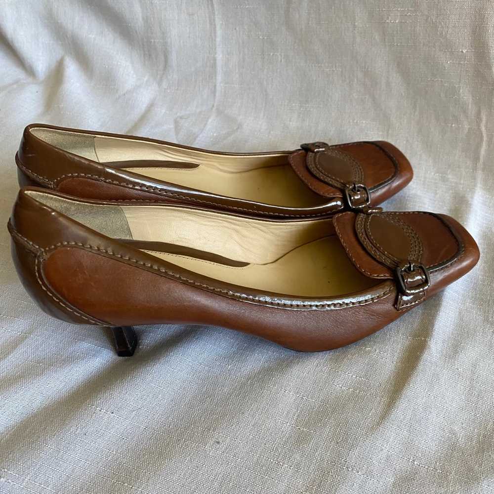 Cole Haan vintage kitten pumps shoes - image 4