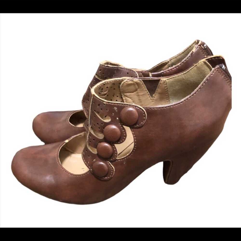 Crown Vintage Women's Brown Leather Mary Jane Hee… - image 3