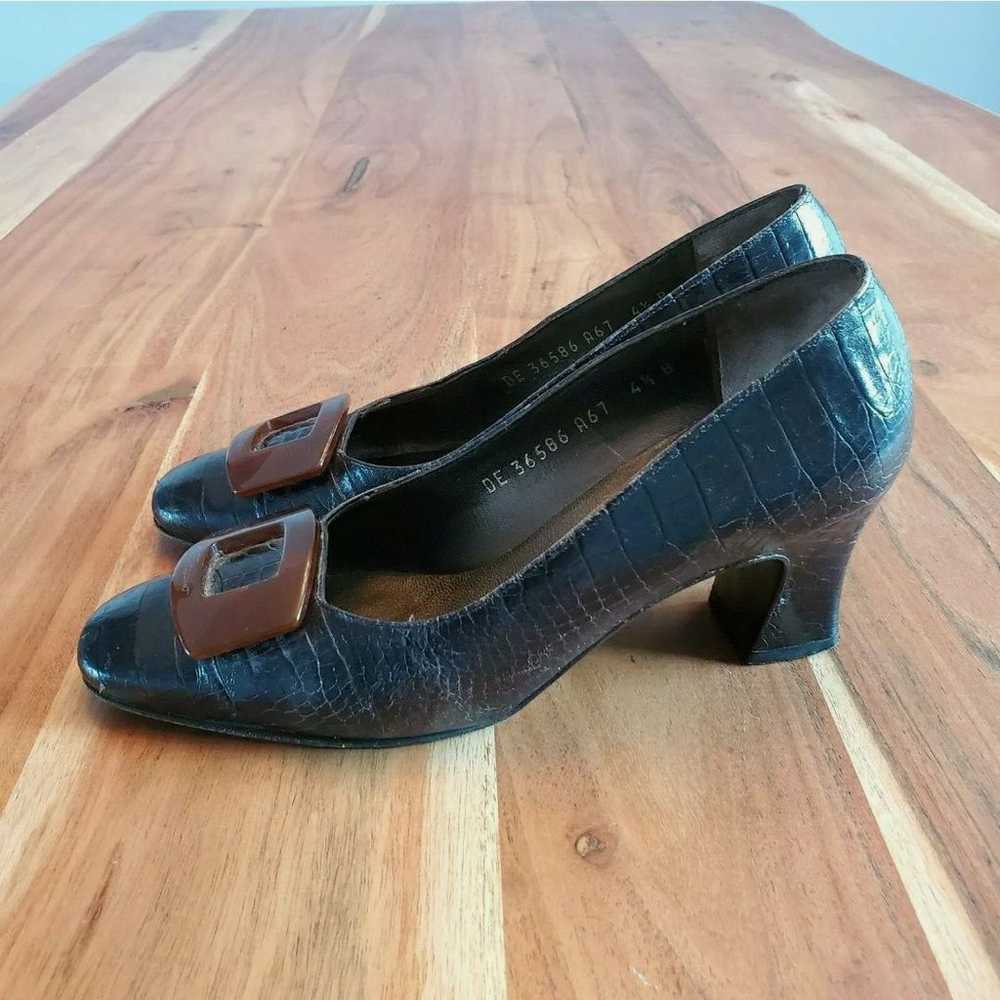 Vintage Salvatore Ferragamo Croc Pumps - image 4