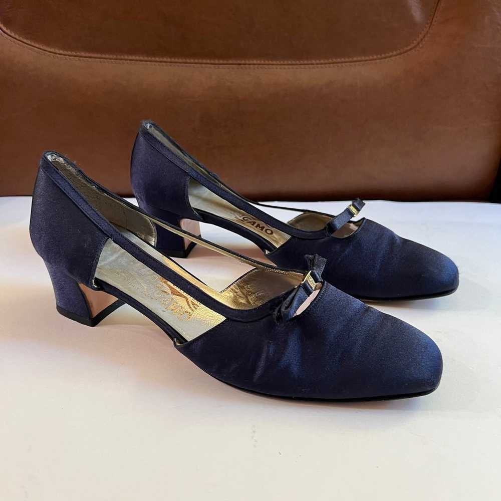 Vintage Salvatore Ferragamo Navy Blue Satin Kitte… - image 2