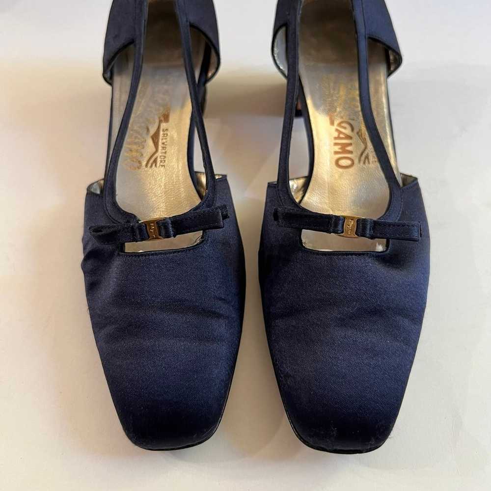 Vintage Salvatore Ferragamo Navy Blue Satin Kitte… - image 4