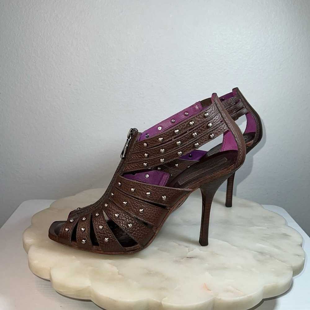 BCBGMaxAzria Brown high heel sandals shoes with s… - image 3