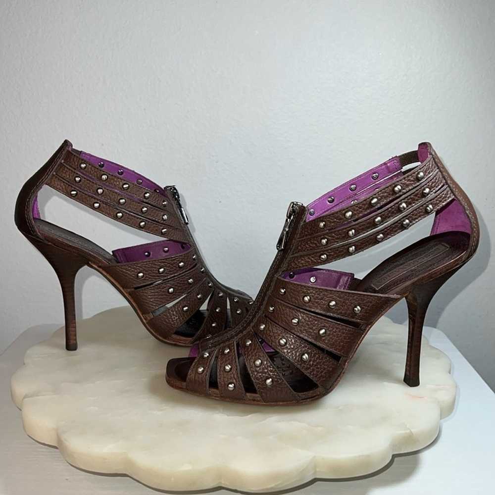 BCBGMaxAzria Brown high heel sandals shoes with s… - image 5