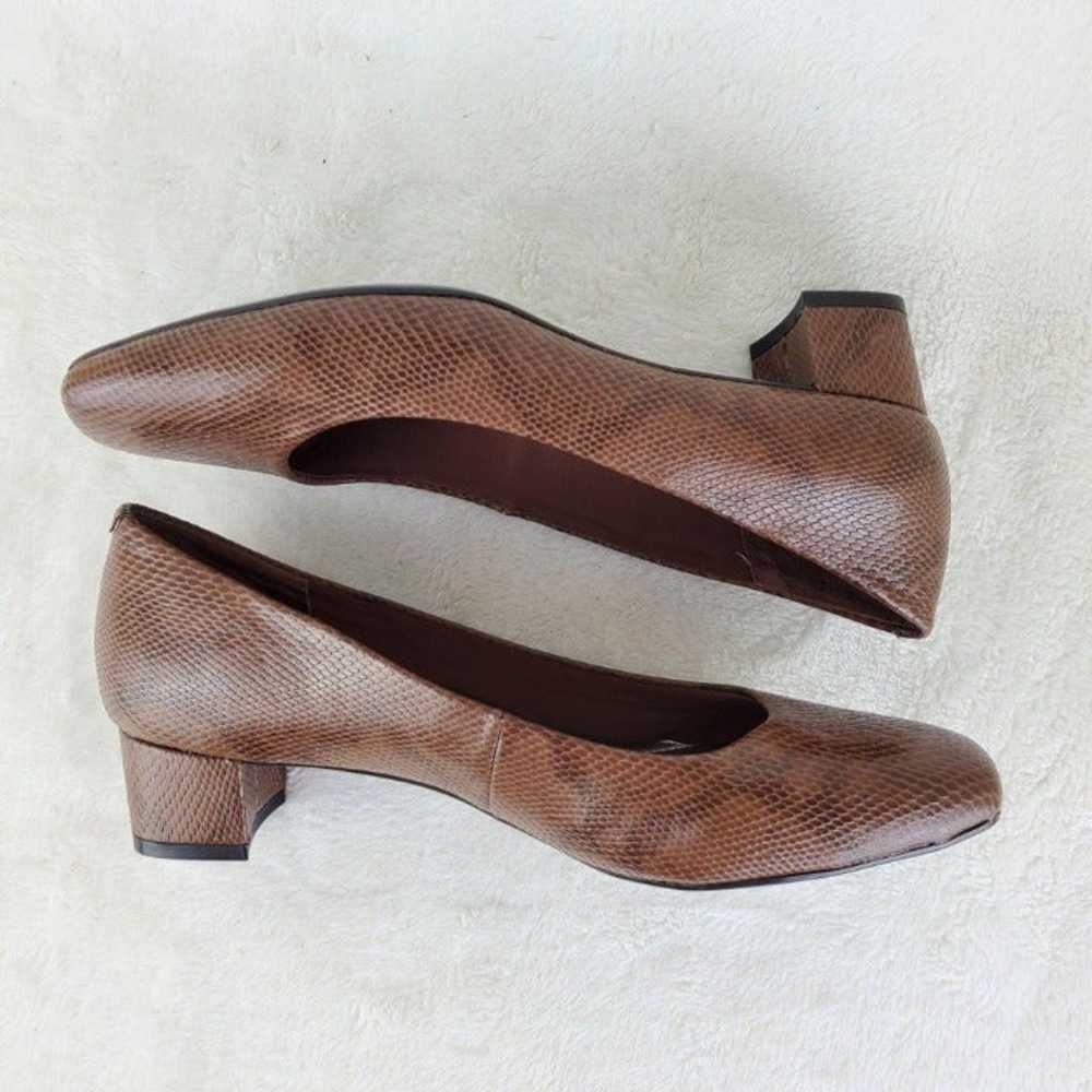 Easy Spirit Brown Block Heel Pump Size 8 - image 5