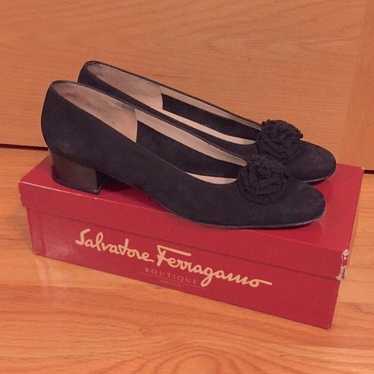 Vintage Salvatore Ferragamo suede leather kitten … - image 1