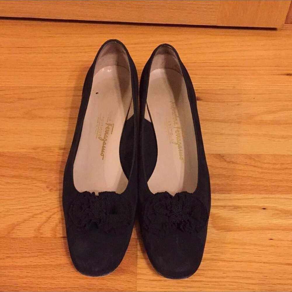 Vintage Salvatore Ferragamo suede leather kitten … - image 3