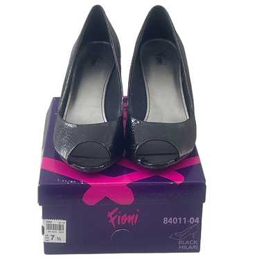 Fioni Black Hilari Kitten Heels Women Size 7.5 Fau