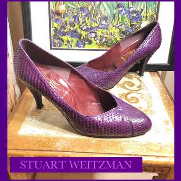 7.5-VINTAGE STUART WEITZMAN PURPLE PUMPS - image 1