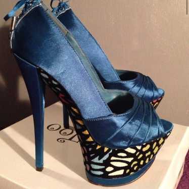 Super Sexy Shi Platform Heels - image 1