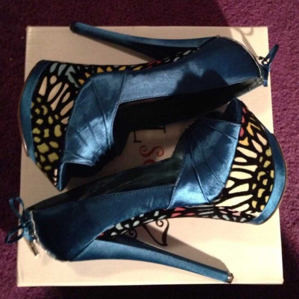 Super Sexy Shi Platform Heels - image 5