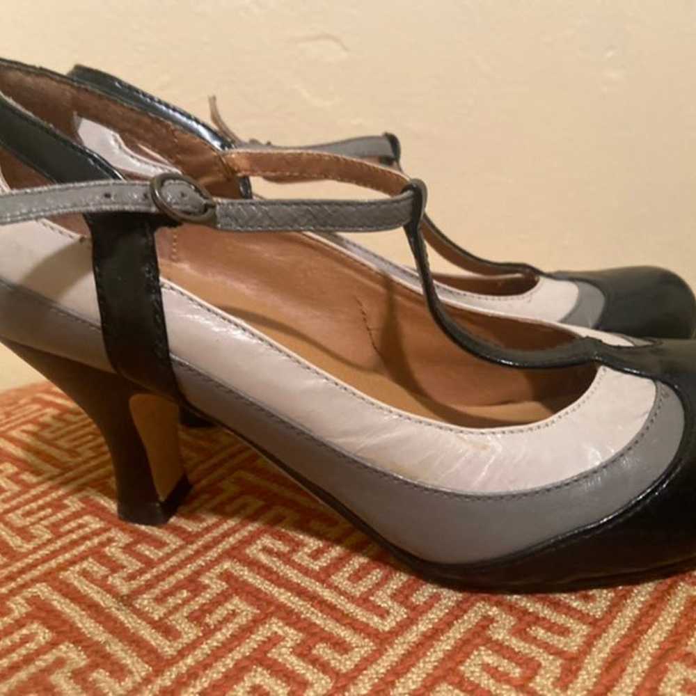 Vintage ModCloth T Ankle Strap Pin Up Low Heels s… - image 3