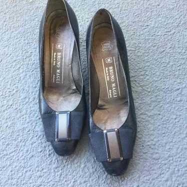 Bruno magli vintage pumps