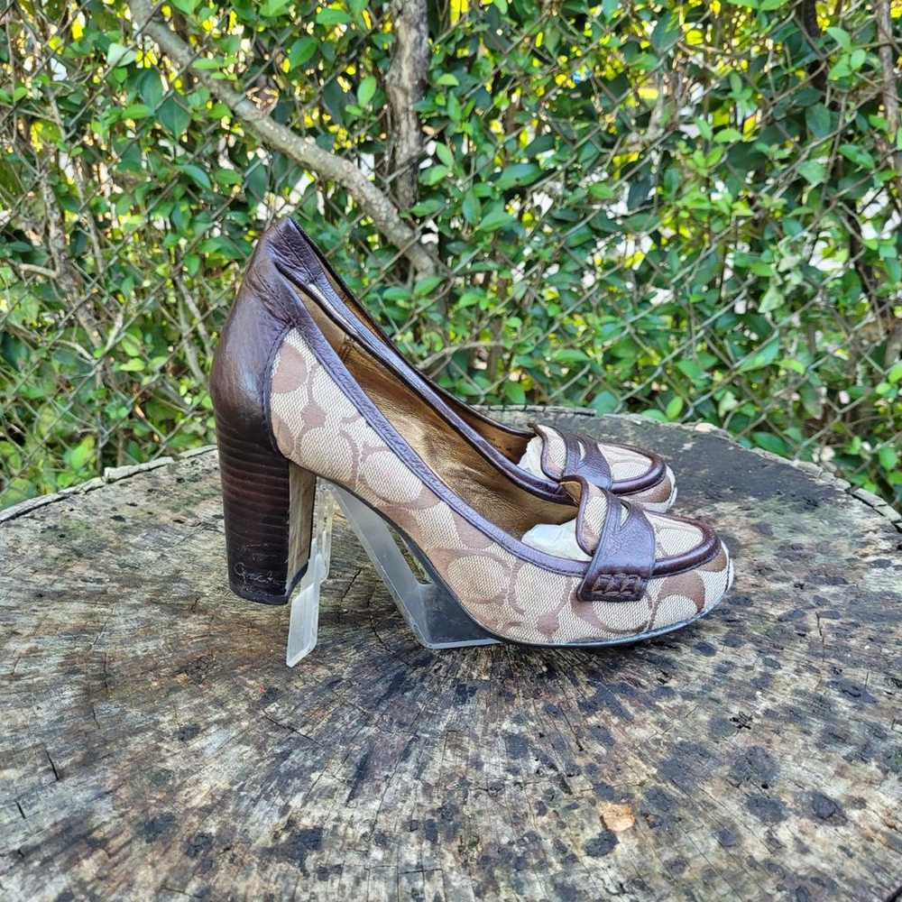 Vintage Women Signature Coach Stacked Heel Pumps … - image 3