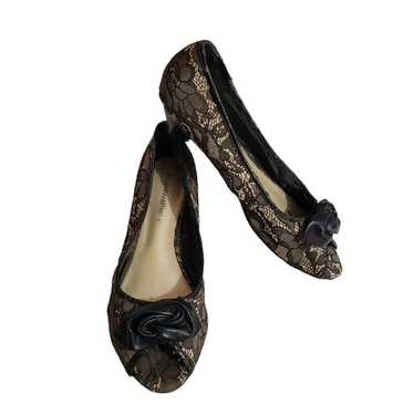 Vintage Cloudwalkers Women Black & Beige Bow Flor… - image 1