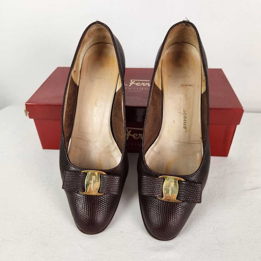 Vintage Salvatore Ferragamo 70s Vara Heels 9 - image 4